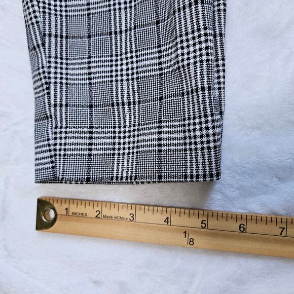 Old Navy Career Wear Business Plaid Pants Black White Size 0 High Rise Cropped - Picture 12 of 12